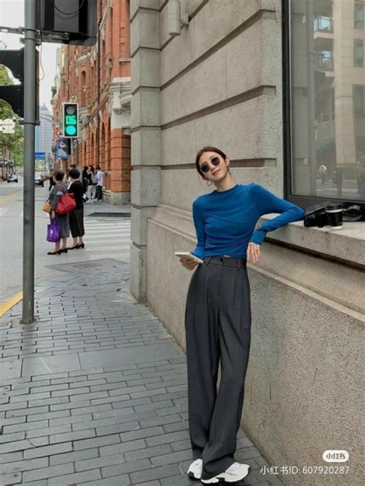 Unlock Your Fashion Potential: Discover the Alluring Style of Link Yuejie
