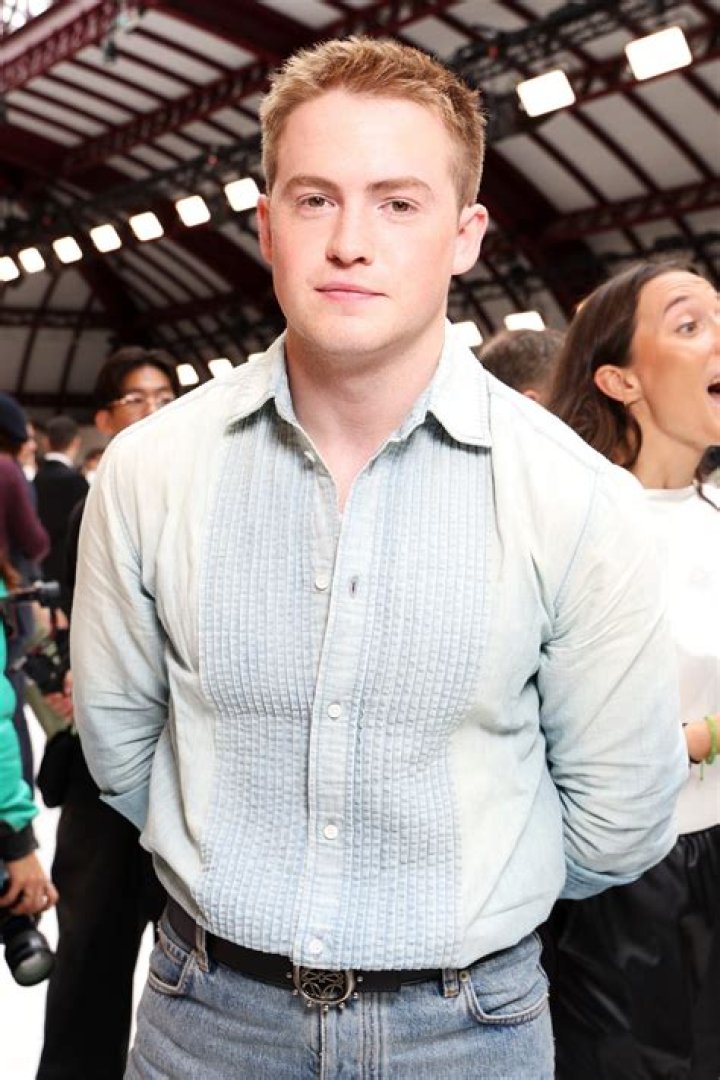 Unveiling Kit Connor's Partner: A Deep Dive into His Personal Life