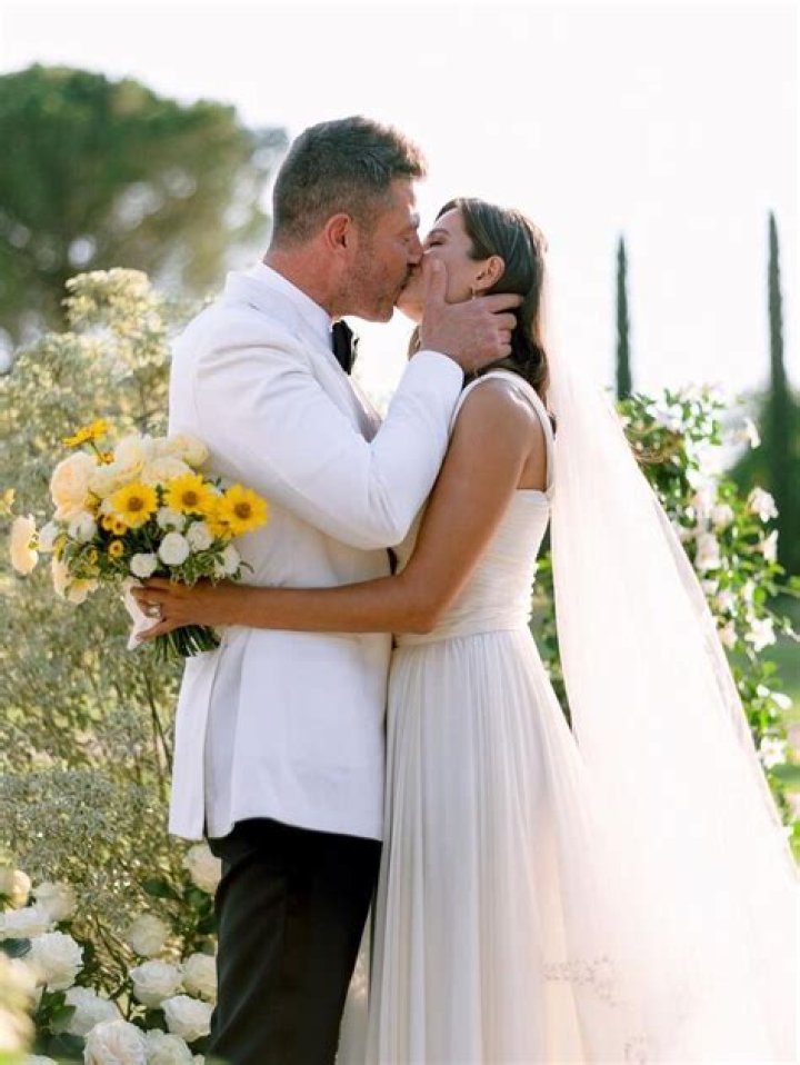 Unveiling the Mystery: Jesse Palmer's Wife